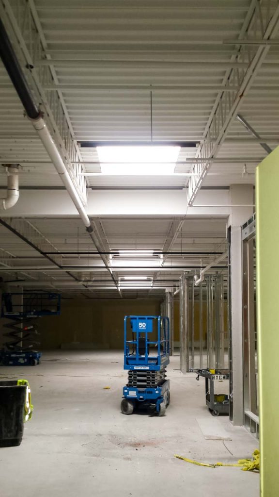 warehouse skylight 22822-122452