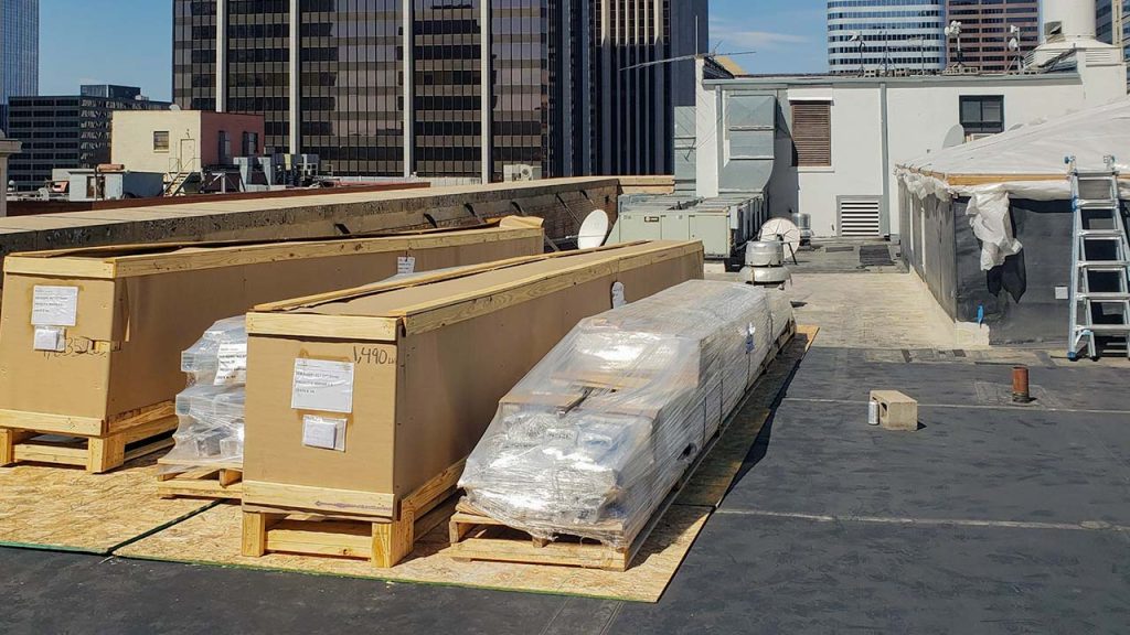 All four pallets are on the roof.