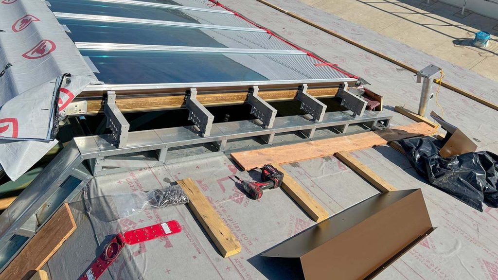 An image showing the Velux Modular Skylight mounting for flashing.