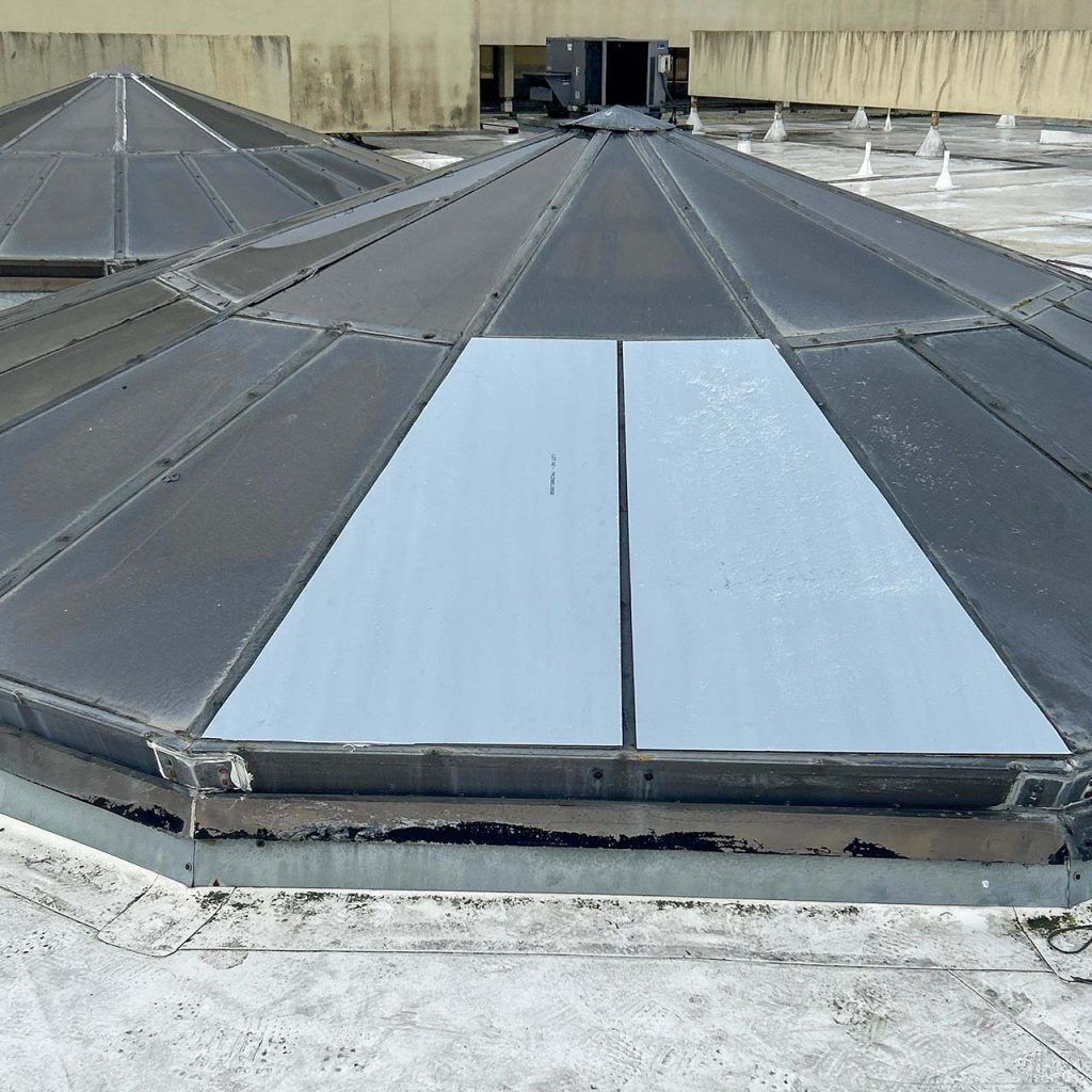 Two replacement panels have been cut to fit and put in kplace in the skylight.